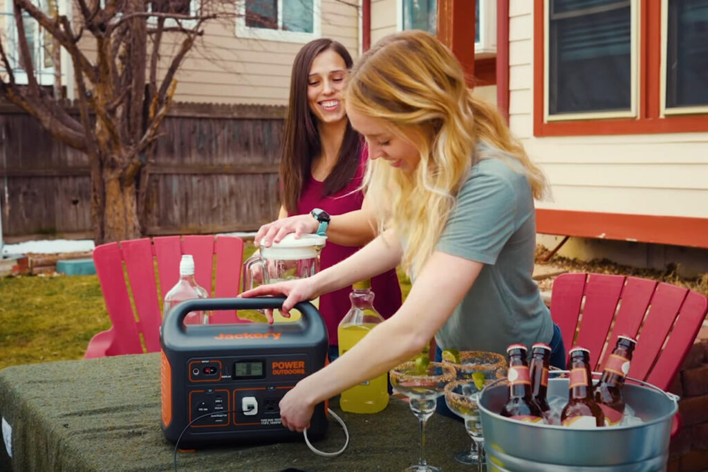 Best Solar Generator for Off Grid Living Top 5